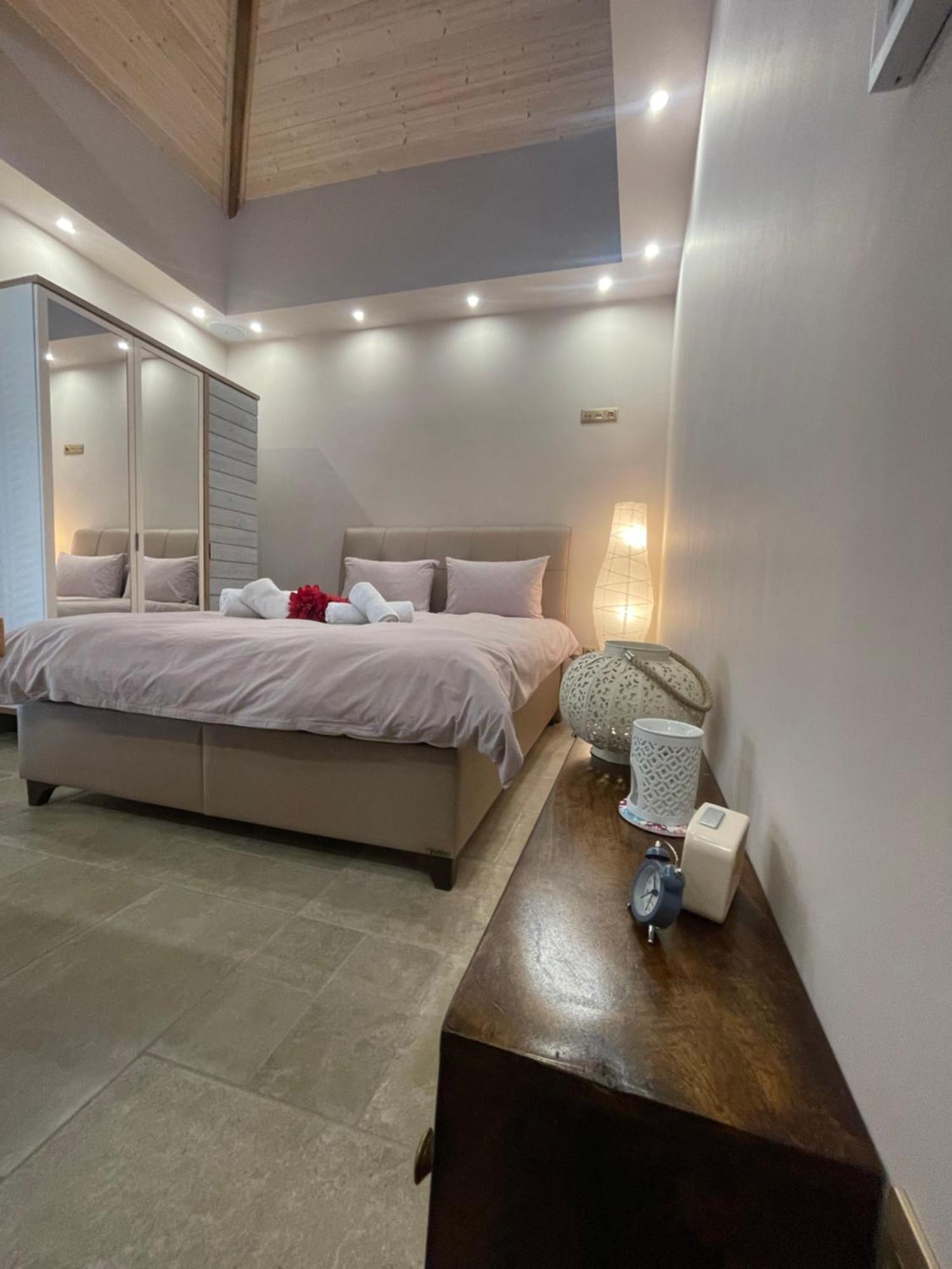 Estia Alternative Apartment 드라마 외부 사진