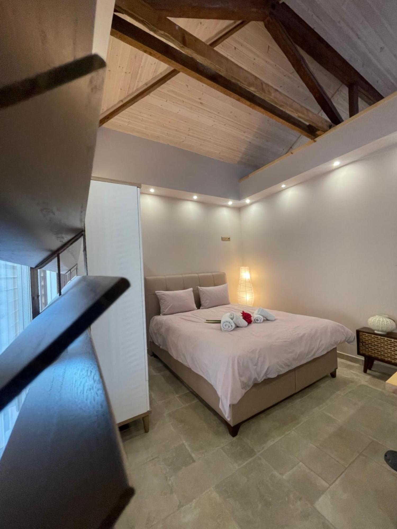 Estia Alternative Apartment 드라마 외부 사진